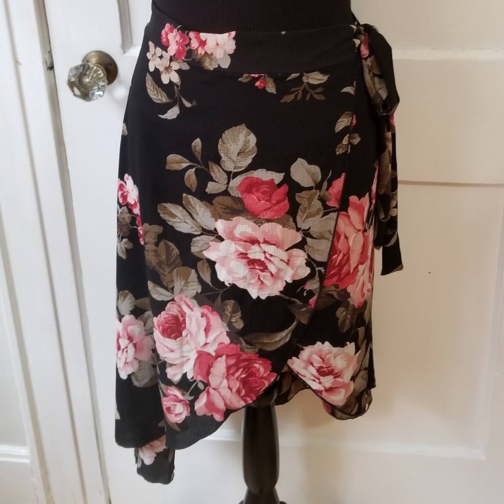 Floral wrap skirt